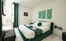 Marmur Suite